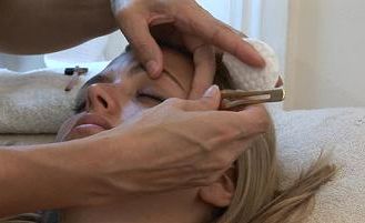 how-to-pluck-your-eyebrows-3